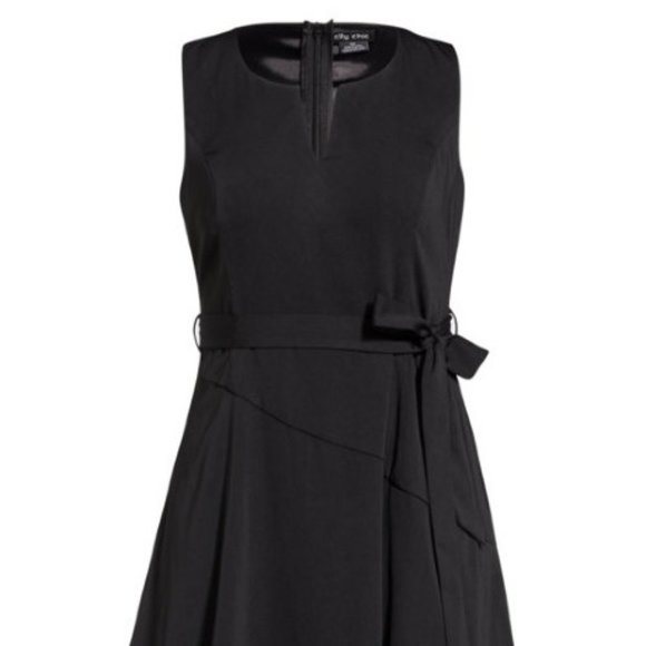 City Chic Flirty V-Neck LBD Dress 16 1X NWT - Picture 3 of 4
